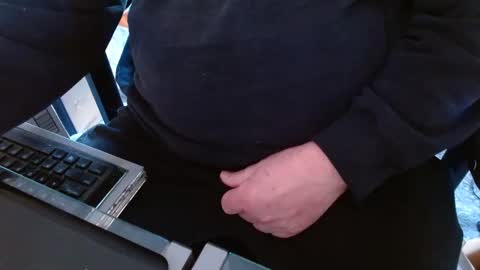 Snapshot of joncpics chatting on 03-07-25, 09:27 joncpics online show from 03-07-25, 09:27