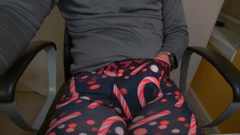 WhteGuy online show from 12-12-24, 03:43