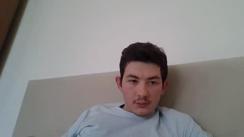 Snapshot of jonhy_merlin chatting on 02-18-26, 12:12 jonhy_merlin online show from 02-18-26, 12:12