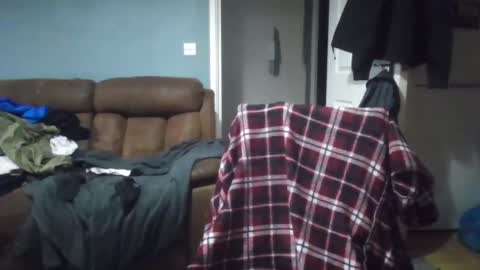 Snapshot of jonlow1 chatting on 12-08-24, 08:51 jonlow1 online show from 12-08-24, 08:51