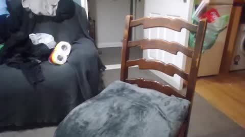 Snapshot of jonlow1 chatting on 12-23-24, 10:55 jonlow1 online show from 12-23-24, 10:55