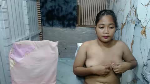 jonna2568 online show from 12-02-25, 02:34