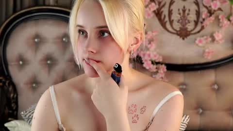 Alice online show from 04-19-26, 06:10