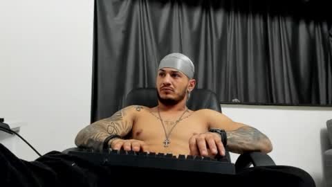 Snapshot of jonnyporn1 chatting on 01-08-25, 10:16 jonnyporn1 online show from 01-08-25, 10:16