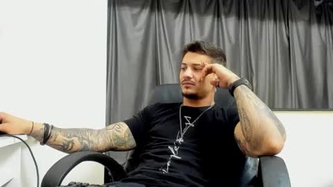 Snapshot of jonnyporn1 chatting on 01-10-25, 10:36 jonnyporn1 online show from 01-10-25, 10:36