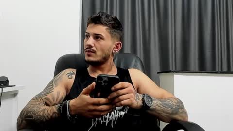 Snapshot of jonnyporn1 chatting on 02-03-25, 12:15 jonnyporn1 online show from 02-03-25, 12:15