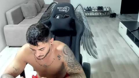 Snapshot of jonnyporn1 chatting on 09-16-25, 11:06 jonnyporn1 online show from 09-16-25, 11:06