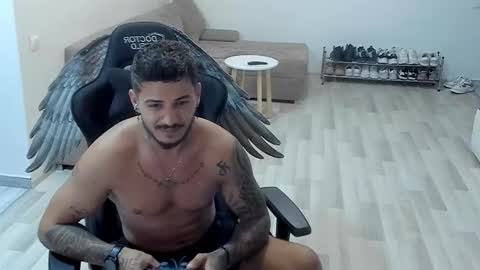 Snapshot of jonnyporn1 chatting on 09-24-25, 11:08 jonnyporn1 online show from 09-24-25, 11:08