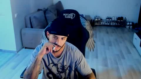 Snapshot of jonnyporn1 chatting on 10-04-25, 09:24 jonnyporn1 online show from 10-04-25, 09:24