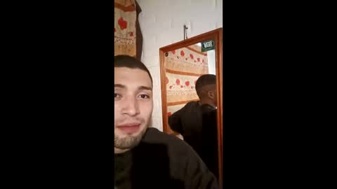 Snapshot of jonygonzalez117 chatting on 12-16-25, 07:19 jonygonzalez117 online show from 12-16-25, 07:19