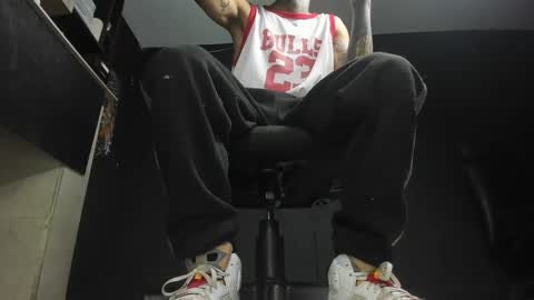 Snapshot of jordan33blake chatting on 02-18-25, 12:39 jordan33blake online show from 02-18-25, 12:39