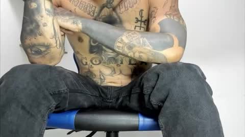 Snapshot of jordan33blake chatting on 10-18-25, 02:58 jordan33blake online show from 10-18-25, 02:58