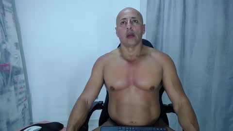 Snapshot of jordan_gomez_ chatting on 03-05-25, 01:10 Jordan online show from 03-05-25, 01:10