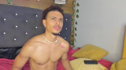 Snapshot of jordan_love7 chatting on 01-18-25, 09:55 jordan online show from 01-18-25, 09:55