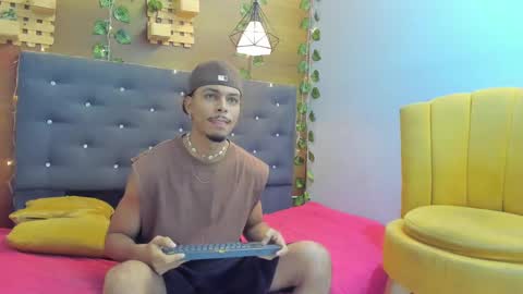 Snapshot of jordan_love7 chatting on 01-19-25, 12:39 jordan online show from 01-19-25, 12:39