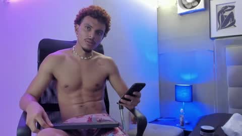 Snapshot of jordan_love7 chatting on 01-25-25, 10:50 jordan online show from 01-25-25, 10:50