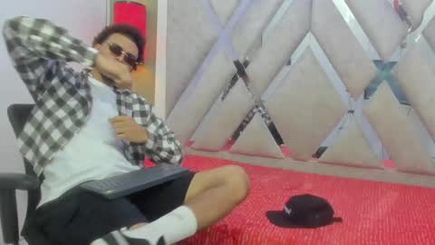 Snapshot of jordan_love7 chatting on 02-01-25, 12:47 jordan online show from 02-01-25, 12:47