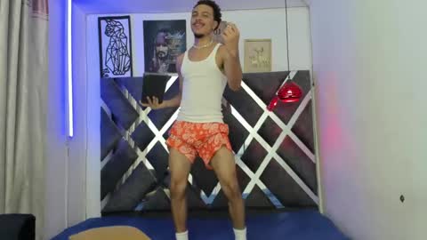 Snapshot of jordan_love7 chatting on 02-07-25, 06:02 jordan online show from 02-07-25, 06:02