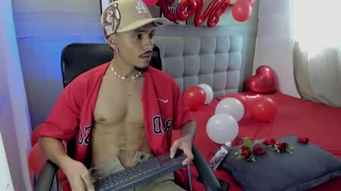 Snapshot of jordan_love7 chatting on 02-15-25, 04:01 jordan online show from 02-15-25, 04:01