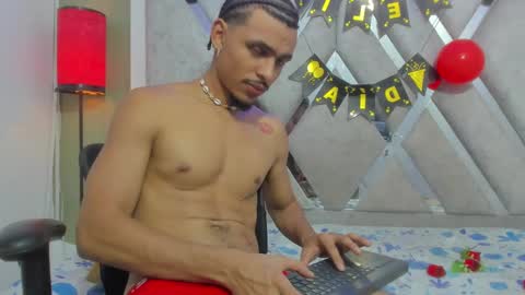 Snapshot of jordan_love7 chatting on 02-16-25, 01:14 jordan online show from 02-16-25, 01:14