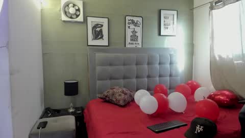 Snapshot of jordan_love7 chatting on 02-18-25, 12:49 jordan online show from 02-18-25, 12:49