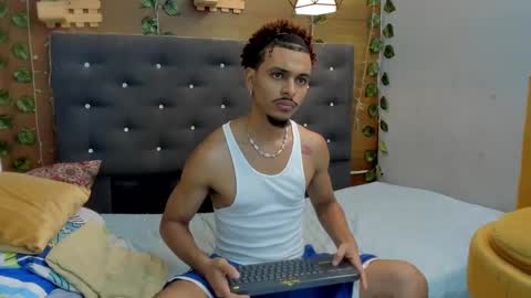 Snapshot of jordan_love7 chatting on 02-26-25, 07:05 jordan online show from 02-26-25, 07:05