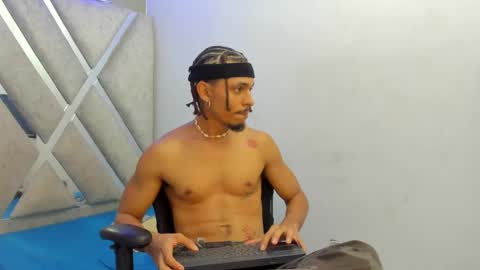 Snapshot of jordan_love7 chatting on 02-28-25, 10:06 jordan online show from 02-28-25, 10:06