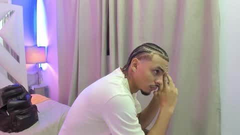 Snapshot of jordan_love7 chatting on 09-16-25, 12:50 jordan online show from 09-16-25, 12:50