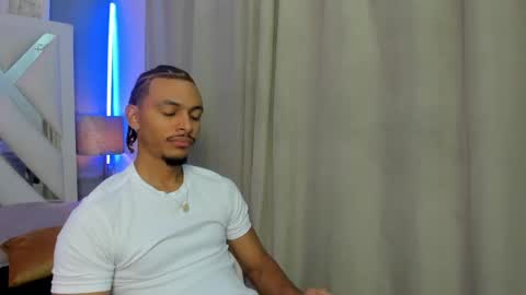 Snapshot of jordan_love7 chatting on 09-18-25, 12:40 jordan online show from 09-18-25, 12:40