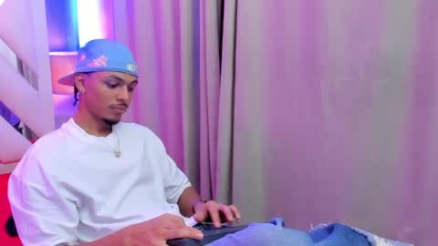 Snapshot of jordan_love7 chatting on 09-27-25, 12:43 jordan online show from 09-27-25, 12:43