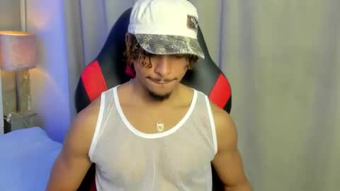 Snapshot of jordan_love7 chatting on 10-17-25, 12:52 jordan online show from 10-17-25, 12:52