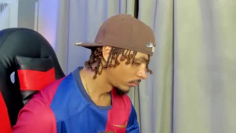 Snapshot of jordan_love7 chatting on 10-22-25, 01:00 jordan online show from 10-22-25, 01:00