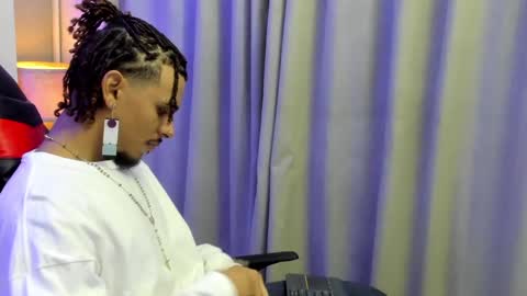 Snapshot of jordan_love7 chatting on 11-01-25, 12:40 jordan online show from 11-01-25, 12:40