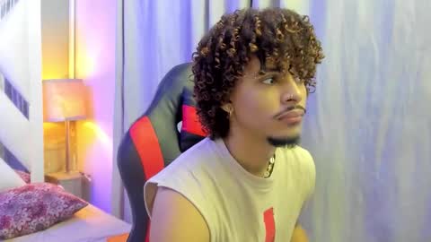 Snapshot of jordan_love7 chatting on 11-06-25, 12:50 jordan online show from 11-06-25, 12:50