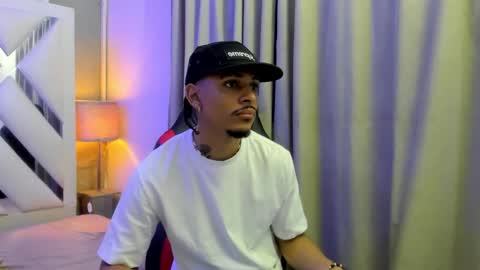 Snapshot of jordan_love7 chatting on 11-18-25, 12:31 jordan online show from 11-18-25, 12:31