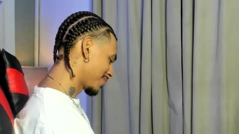 Snapshot of jordan_love7 chatting on 11-19-25, 12:38 jordan online show from 11-19-25, 12:38