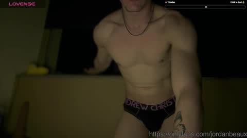 Snapshot of jordanbeaux chatting on 12-19-25, 12:06 JordanBeaux online show from 12-19-25, 12:06