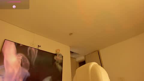 Snapshot of jordaniaa_ chatting on 01-10-25, 01:32 Megan  OF Jordaniaas online show from 01-10-25, 01:32