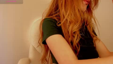 Snapshot of jordaniaa_ chatting on 02-18-25, 05:31 Megan  OF Jordaniaas online show from 02-18-25, 05:31