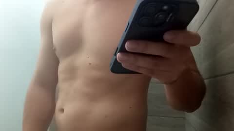 jorgelatino1919 online show from 02-22-26, 02:59