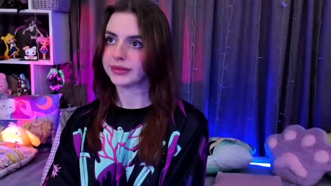 Rose online show from 11-20-25, 05:12