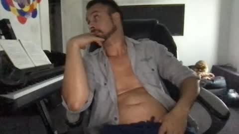 jose1234563 online show from 07-23-26, 04:10
