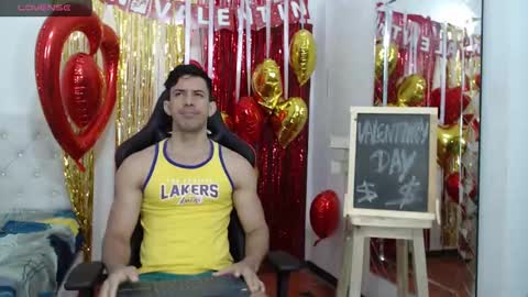 jose_rumbero91 online show from 02-17-25, 12:27