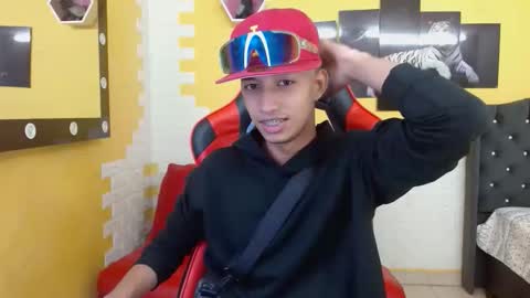 jose_sexycumm online show from 09-21-25, 06:42