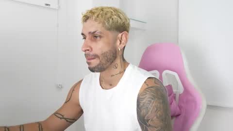 jose_wc online show from 03-25-26, 04:29