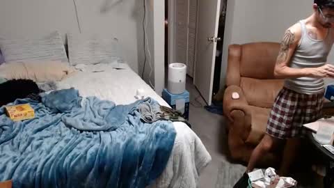 Josef online show from 01-24-25, 03:11