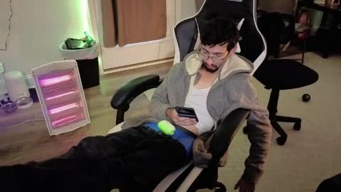 Josef online show from 04-01-26, 10:51