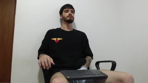 Snapshot of joseh0se chatting on 04-05-26, 06:21 alejandro online show from 04-05-26, 06:21