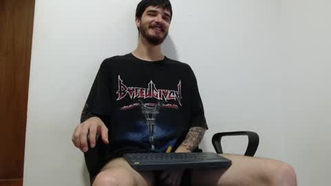Snapshot of joseh0se chatting on 04-08-26, 06:46 alejandro online show from 04-08-26, 06:46