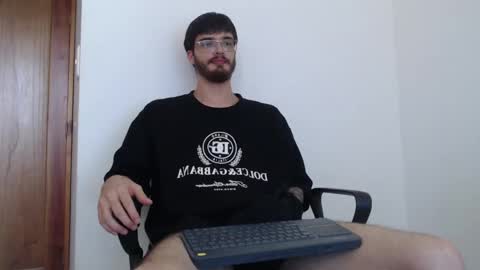 Snapshot of joseh0se chatting on 04-18-26, 08:53 alejandro online show from 04-18-26, 08:53